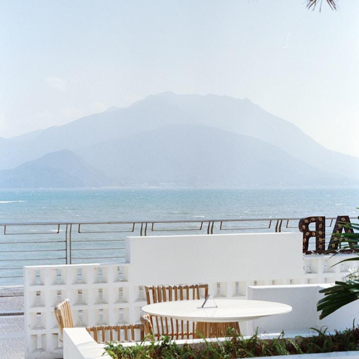 Outdoor terrace seating suitable for families in Munich